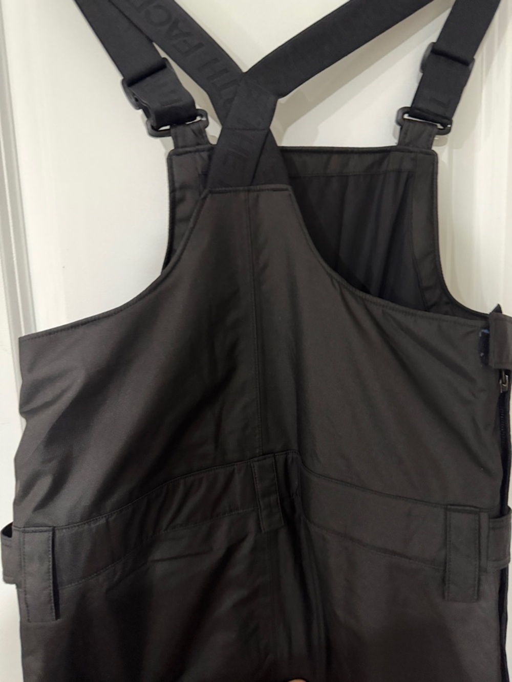 The North Face Teen/Adolescent Black Bib Snow Pants Overalls - Picture 6 of 9